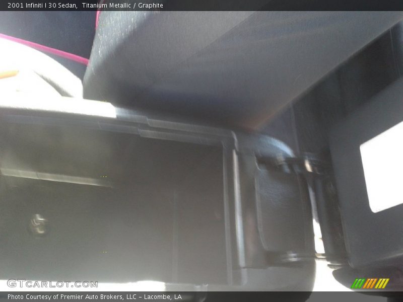Titanium Metallic / Graphite 2001 Infiniti I 30 Sedan