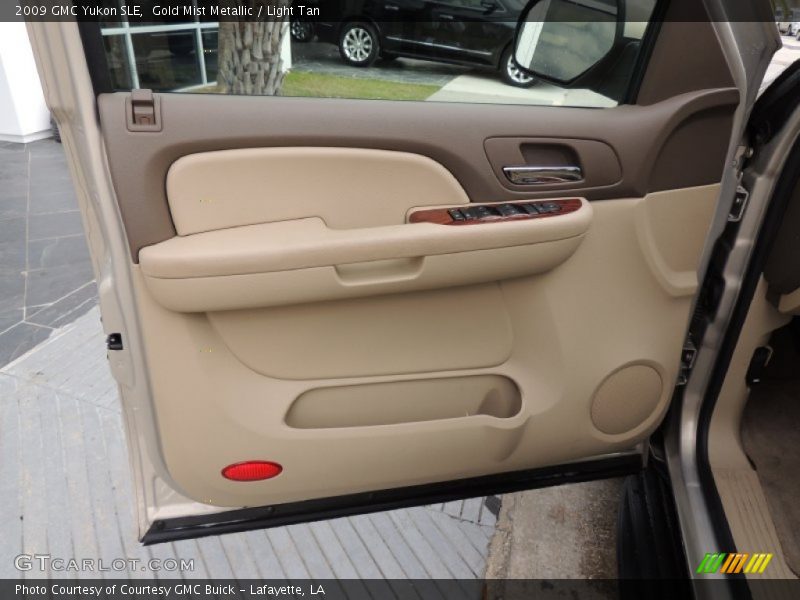 Gold Mist Metallic / Light Tan 2009 GMC Yukon SLE