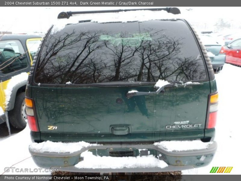 Dark Green Metallic / Gray/Dark Charcoal 2004 Chevrolet Suburban 1500 Z71 4x4