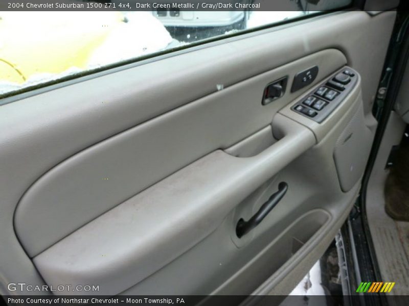 Dark Green Metallic / Gray/Dark Charcoal 2004 Chevrolet Suburban 1500 Z71 4x4