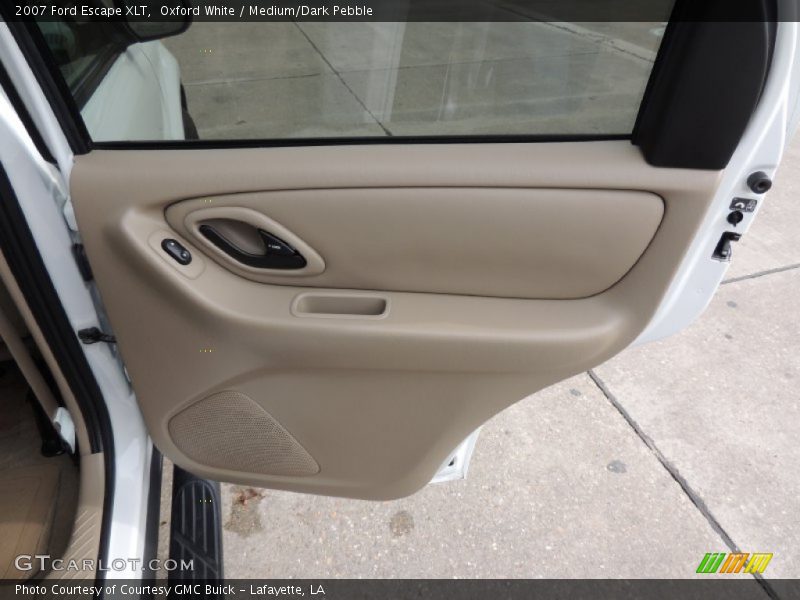 Oxford White / Medium/Dark Pebble 2007 Ford Escape XLT