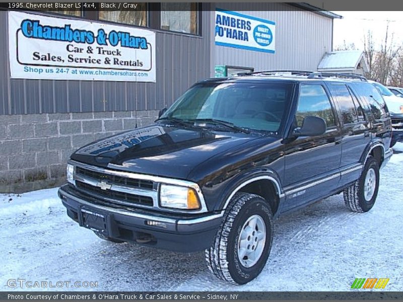 Black / Gray 1995 Chevrolet Blazer LS 4x4