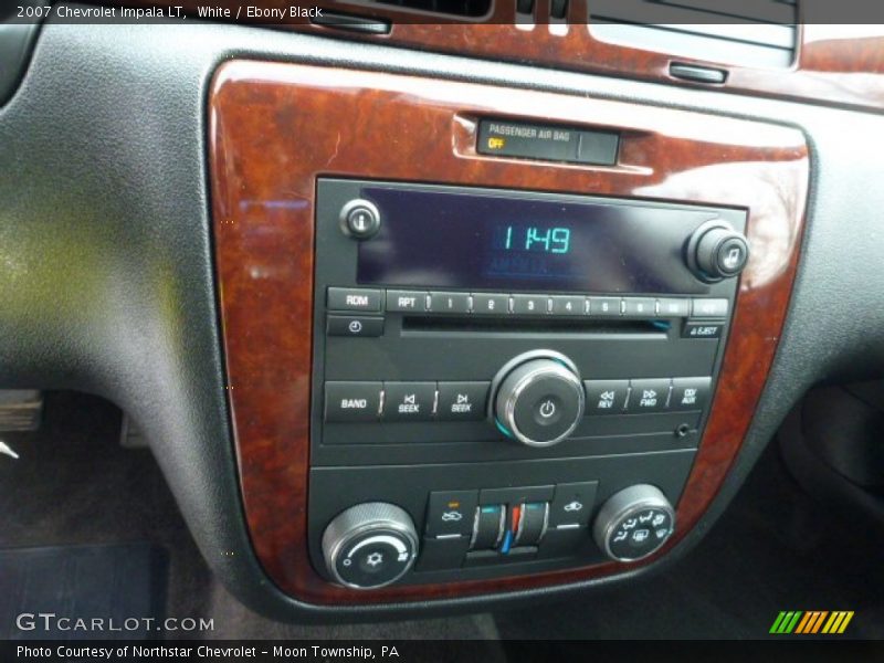 White / Ebony Black 2007 Chevrolet Impala LT