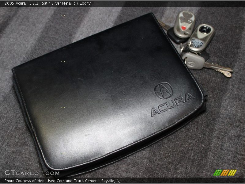 Satin Silver Metallic / Ebony 2005 Acura TL 3.2