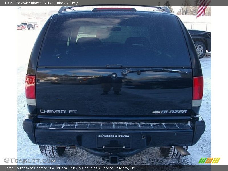Black / Gray 1995 Chevrolet Blazer LS 4x4