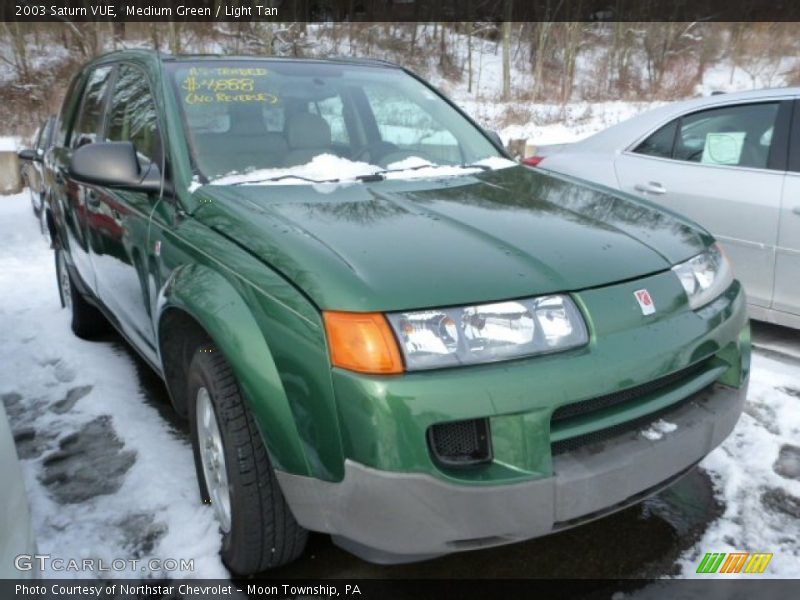 Front 3/4 View of 2003 VUE 