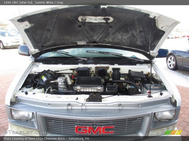 Summit White / Gray 1996 GMC Safari SLE
