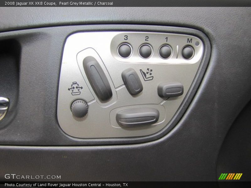 Controls of 2008 XK XK8 Coupe