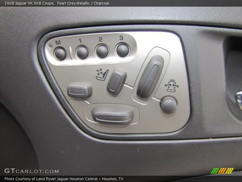 Controls of 2008 XK XK8 Coupe