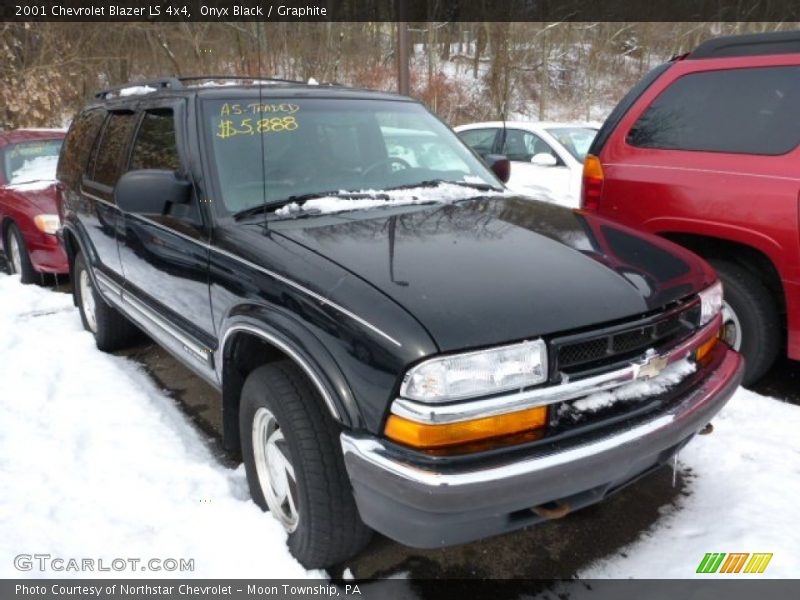 Onyx Black / Graphite 2001 Chevrolet Blazer LS 4x4