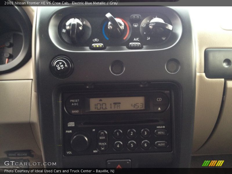 Electric Blue Metallic / Gray 2003 Nissan Frontier XE V6 Crew Cab