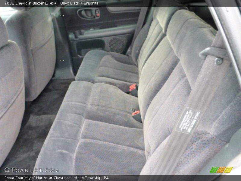 Onyx Black / Graphite 2001 Chevrolet Blazer LS 4x4