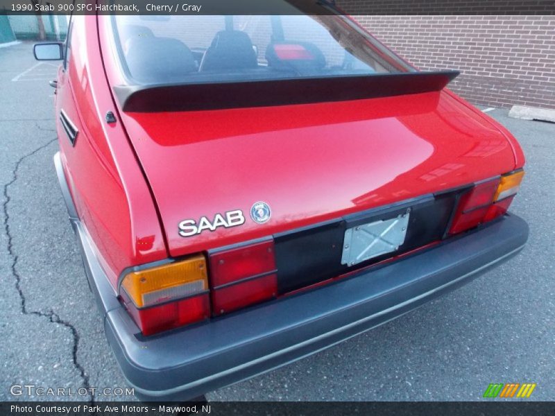 Cherry / Gray 1990 Saab 900 SPG Hatchback