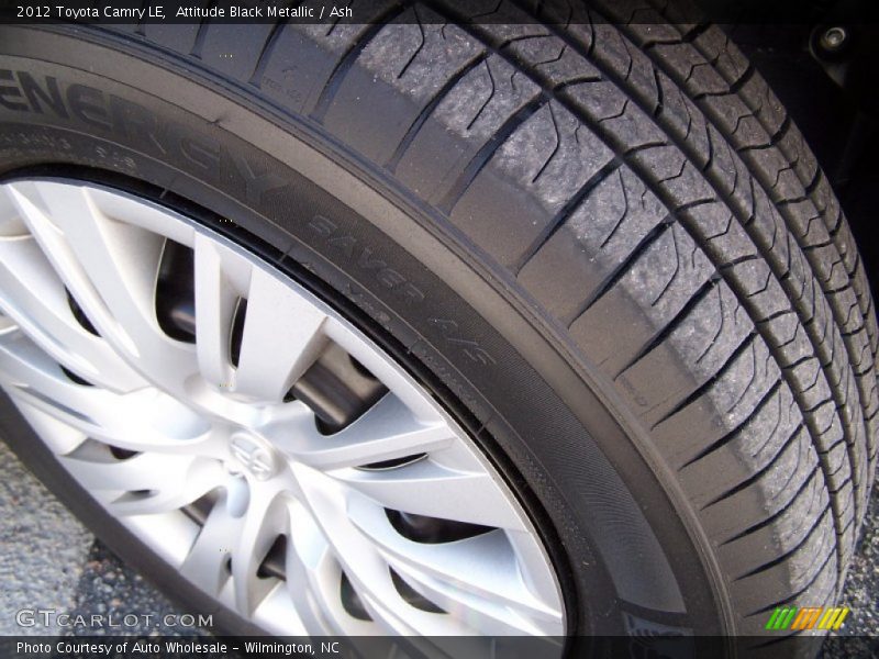 Attitude Black Metallic / Ash 2012 Toyota Camry LE