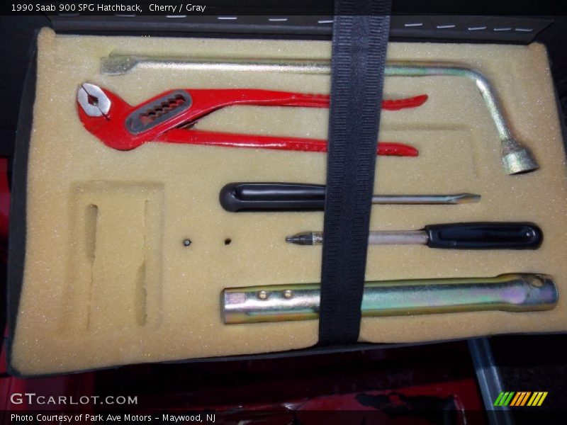 Tool Kit of 1990 900 SPG Hatchback