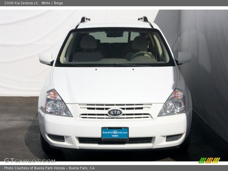 White / Beige 2008 Kia Sedona LX