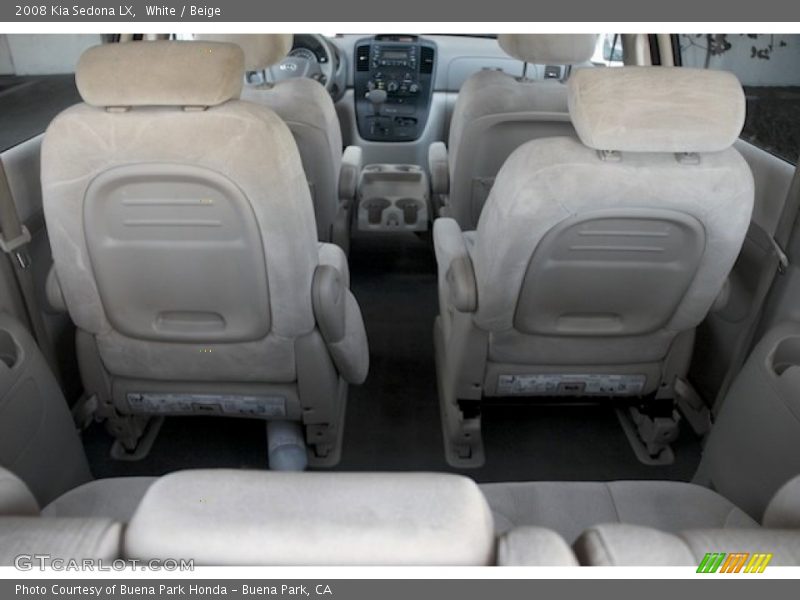 White / Beige 2008 Kia Sedona LX