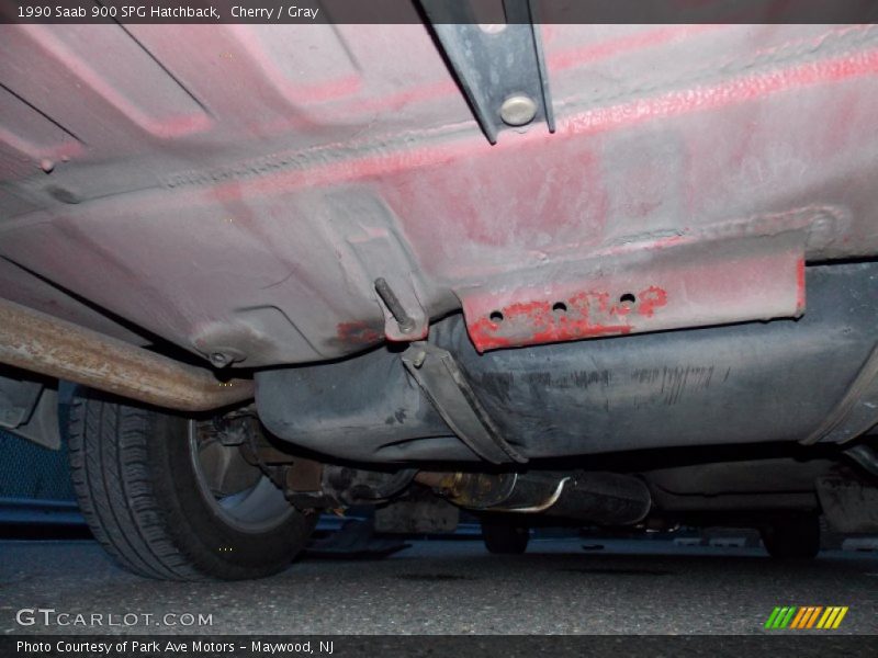 Undercarriage of 1990 900 SPG Hatchback