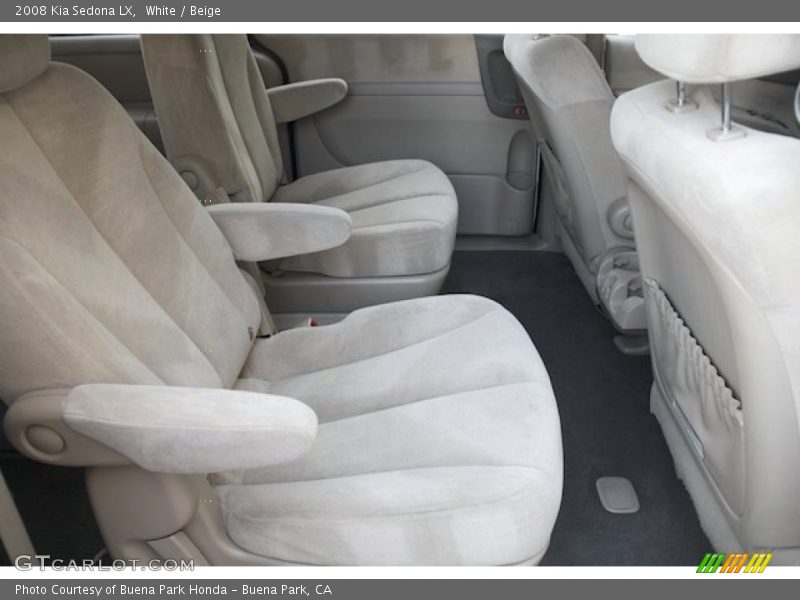 White / Beige 2008 Kia Sedona LX