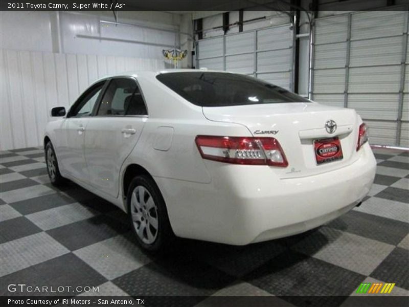 Super White / Ash 2011 Toyota Camry