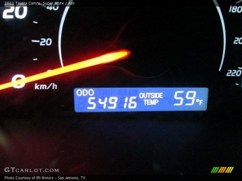 Super White / Ash 2011 Toyota Camry