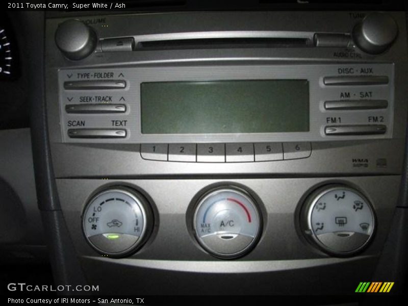 Super White / Ash 2011 Toyota Camry