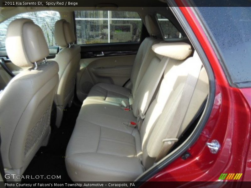 Spicy Red / Beige 2011 Kia Sorento EX