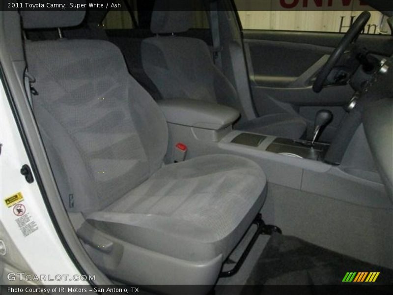 Super White / Ash 2011 Toyota Camry