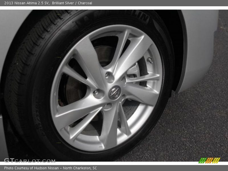Brilliant Silver / Charcoal 2013 Nissan Altima 2.5 SV