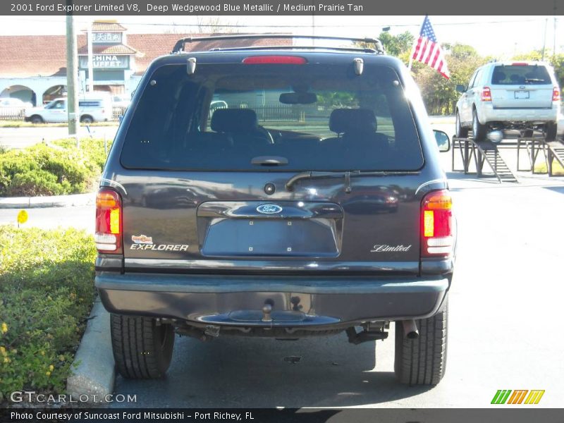 Deep Wedgewood Blue Metallic / Medium Prairie Tan 2001 Ford Explorer Limited V8