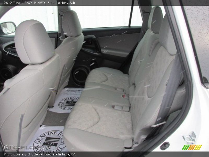 Super White / Ash 2012 Toyota RAV4 I4 4WD