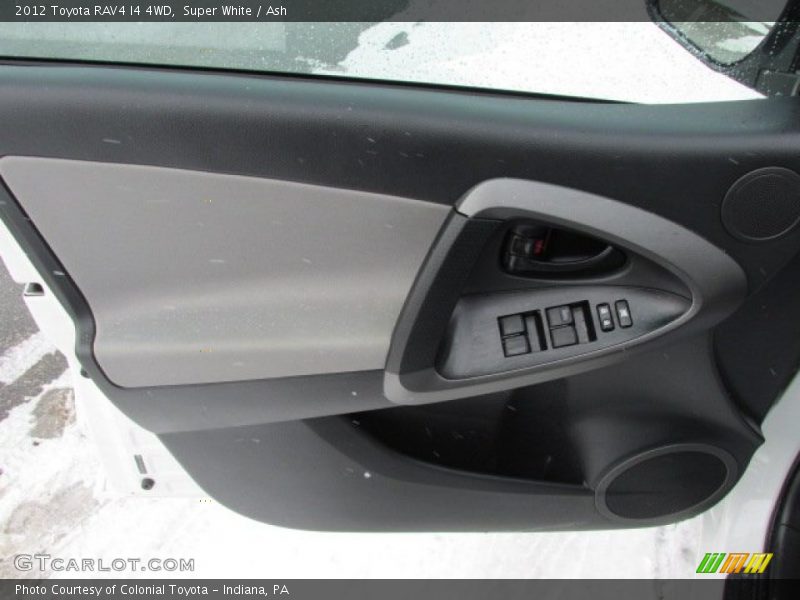 Super White / Ash 2012 Toyota RAV4 I4 4WD