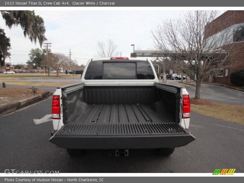 Glacier White / Charcoal 2013 Nissan Titan SL Crew Cab 4x4