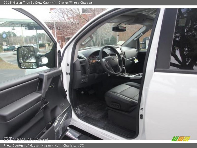 Glacier White / Charcoal 2013 Nissan Titan SL Crew Cab 4x4