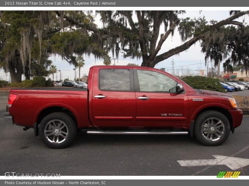  2013 Titan SL Crew Cab 4x4 Cayenne Red