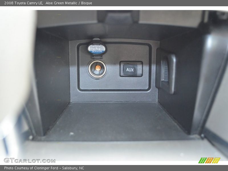 Aloe Green Metallic / Bisque 2008 Toyota Camry LE