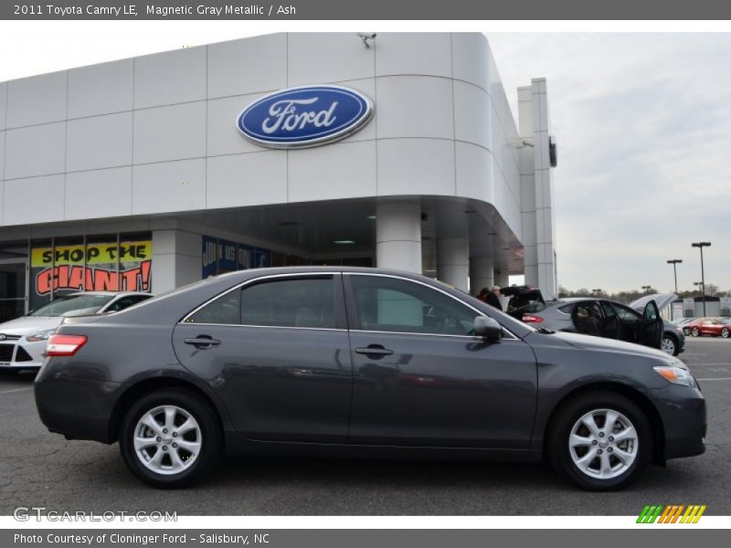 Magnetic Gray Metallic / Ash 2011 Toyota Camry LE