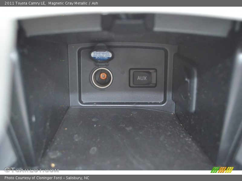 Magnetic Gray Metallic / Ash 2011 Toyota Camry LE