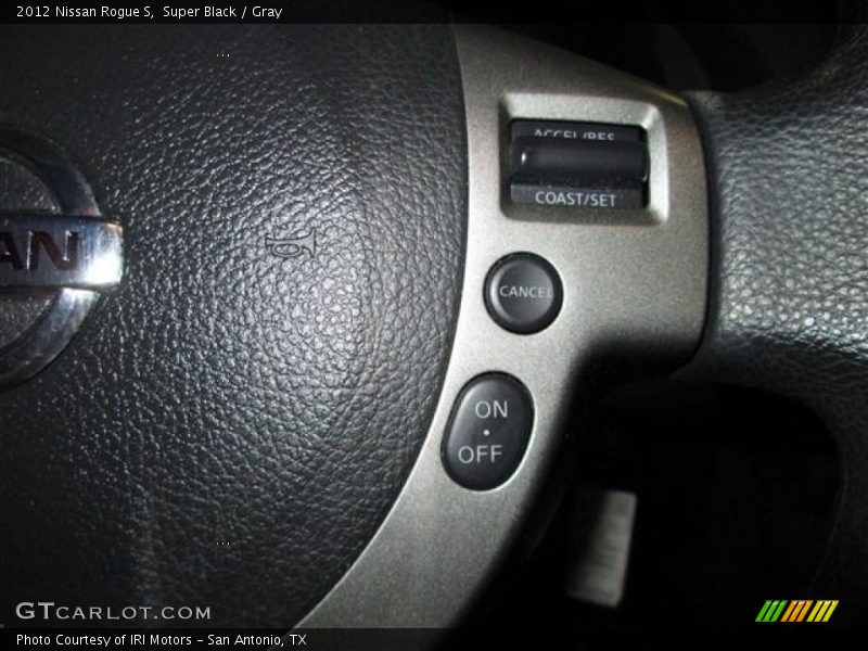 Super Black / Gray 2012 Nissan Rogue S