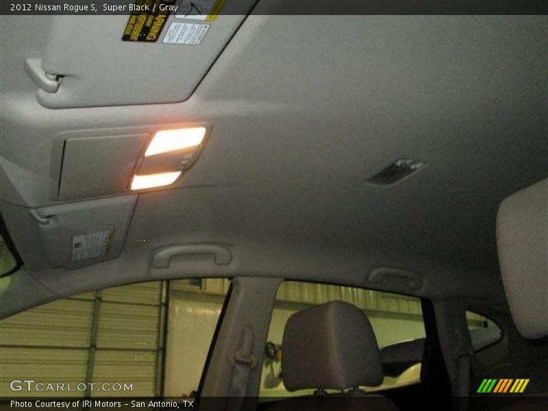 Super Black / Gray 2012 Nissan Rogue S