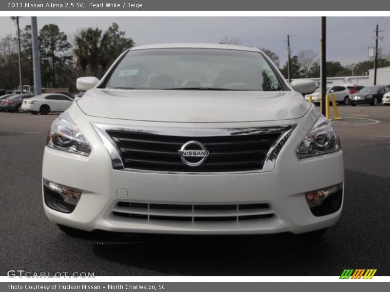 Pearl White / Beige 2013 Nissan Altima 2.5 SV