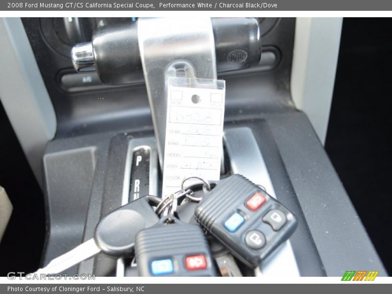 Performance White / Charcoal Black/Dove 2008 Ford Mustang GT/CS California Special Coupe