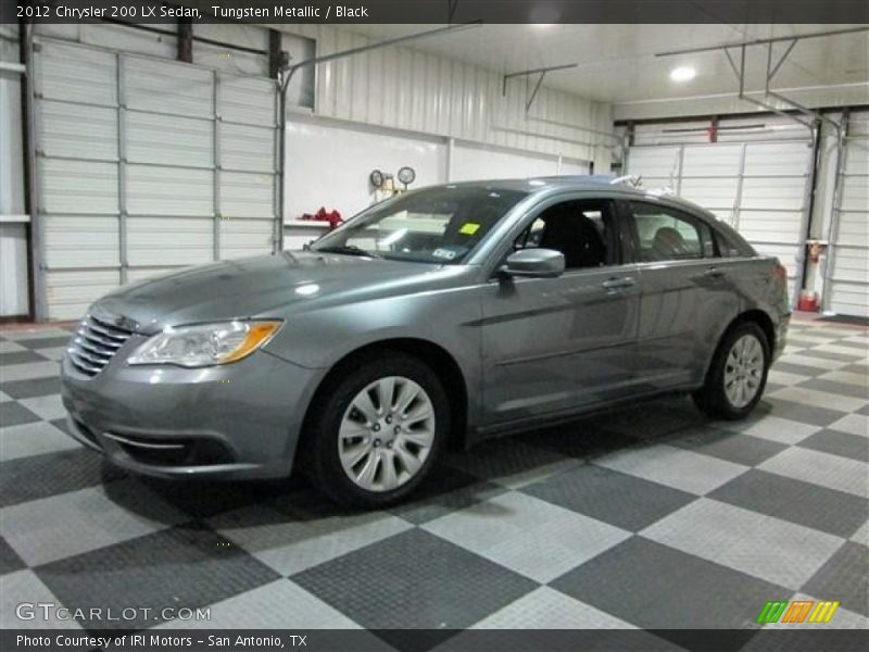 Front 3/4 View of 2012 200 LX Sedan