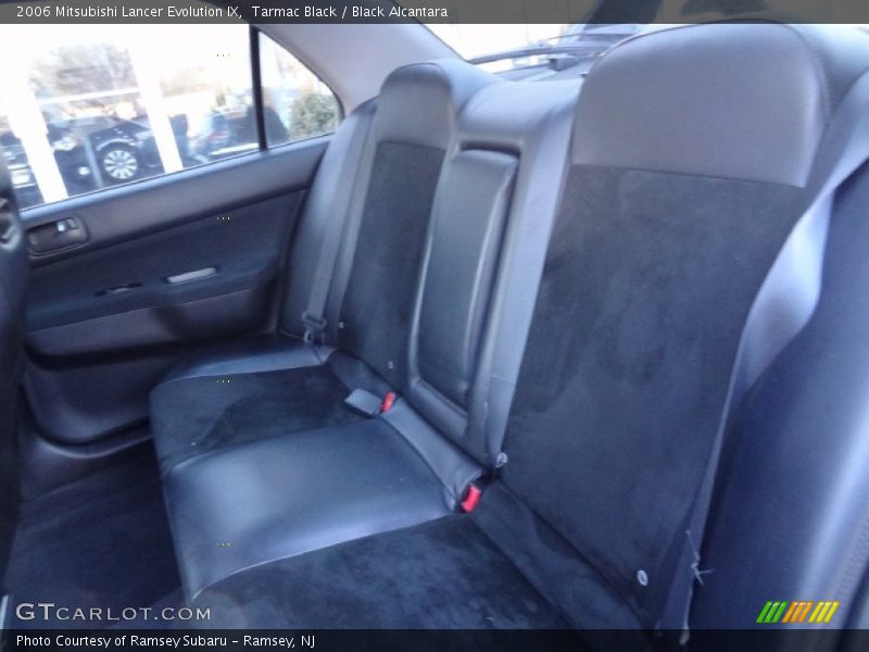 Tarmac Black / Black Alcantara 2006 Mitsubishi Lancer Evolution IX