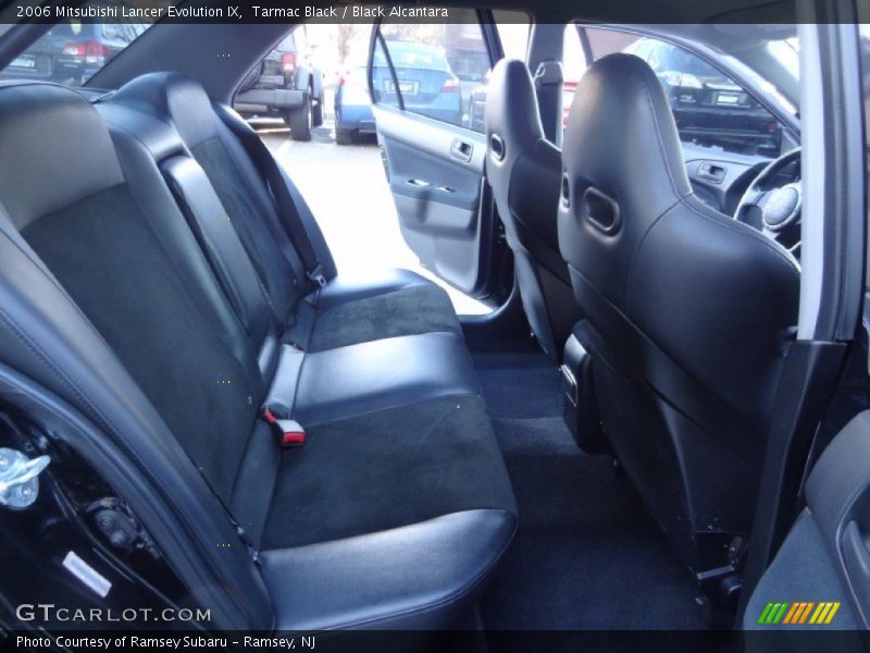 Tarmac Black / Black Alcantara 2006 Mitsubishi Lancer Evolution IX