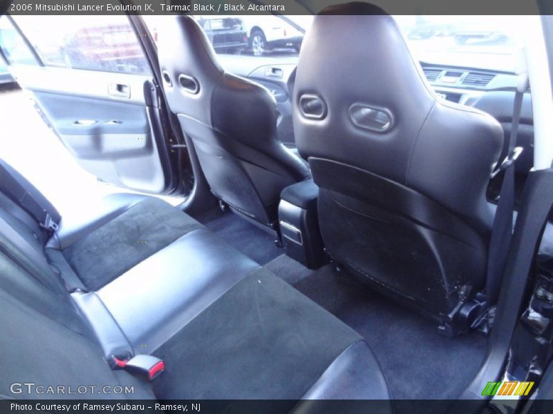 Tarmac Black / Black Alcantara 2006 Mitsubishi Lancer Evolution IX