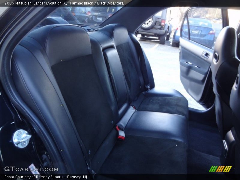 Tarmac Black / Black Alcantara 2006 Mitsubishi Lancer Evolution IX