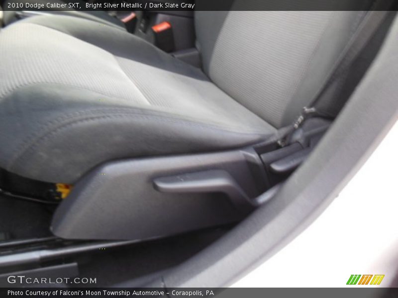 Bright Silver Metallic / Dark Slate Gray 2010 Dodge Caliber SXT