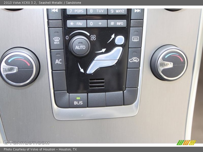 Seashell Metallic / Sandstone 2013 Volvo XC60 3.2