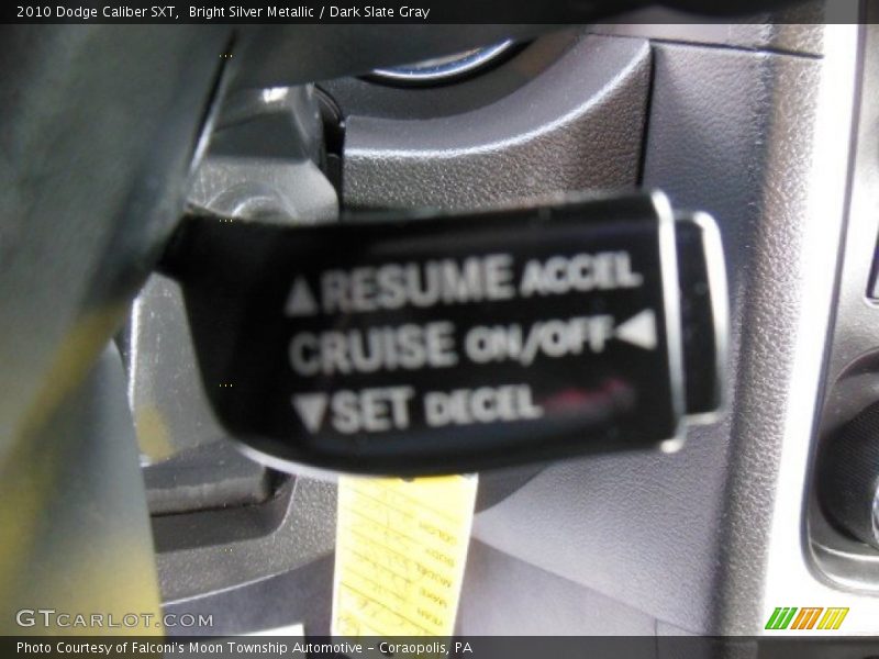 Bright Silver Metallic / Dark Slate Gray 2010 Dodge Caliber SXT